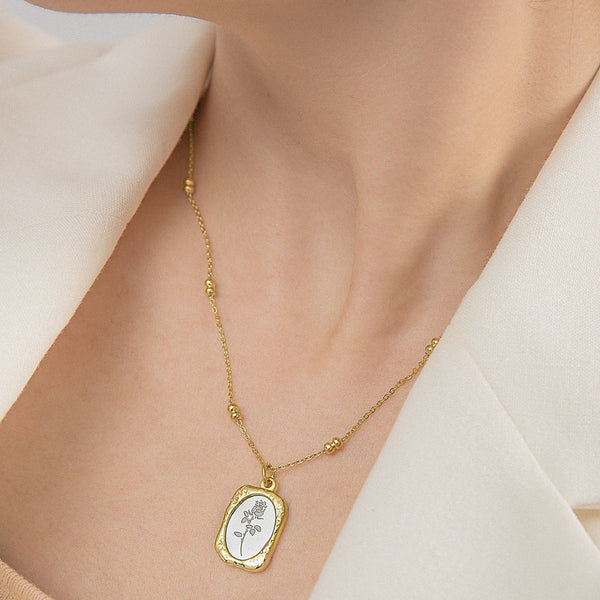 Rose Pendant Necklace