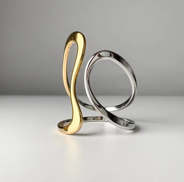 Two Tone Wave Adjustable Ring